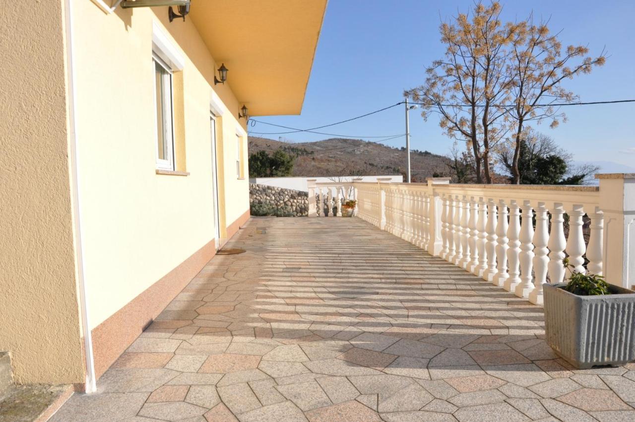 Biljman Lägenhet Crikvenica Exteriör bild